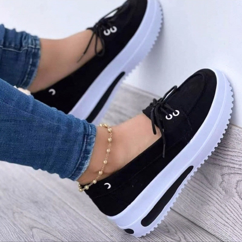 Damen Mokassin-Plateau-Slipper mit Schnürdetail und gepolsterter Komfortsohle Drune