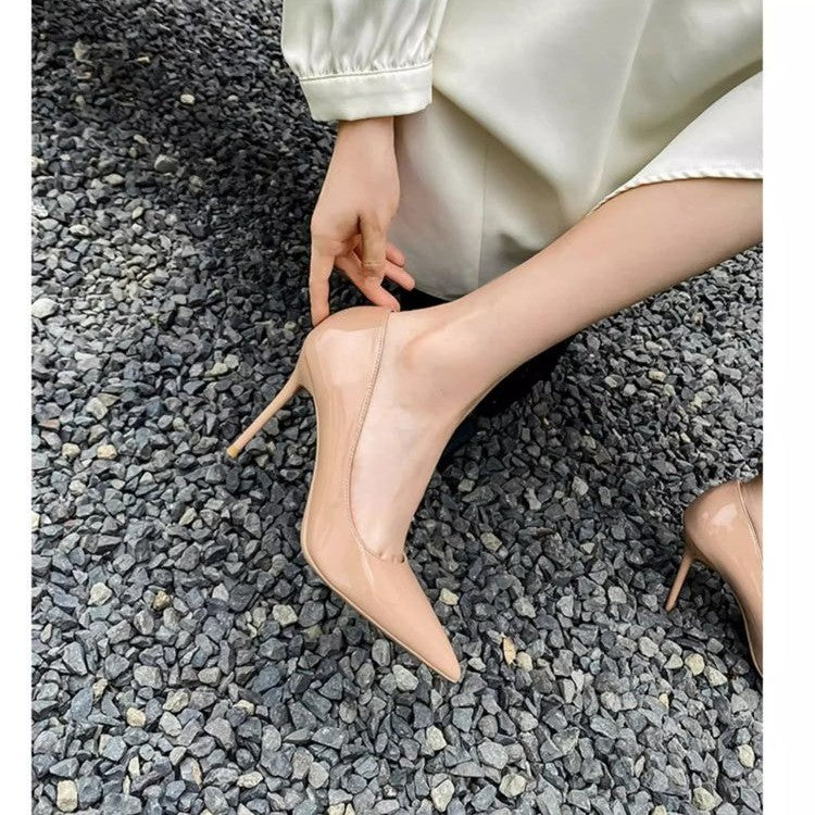 Damen Formschöne spitz zulaufende Lack-Pumps mit schlankem Stiletto-Absatz Drune