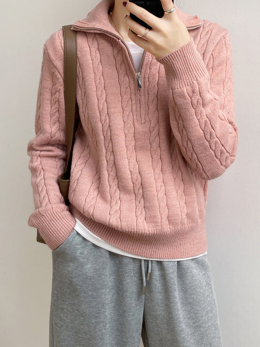 Damen Grobstrickpullover mit hochabschließendem Kragen und Zopfmuster Drune