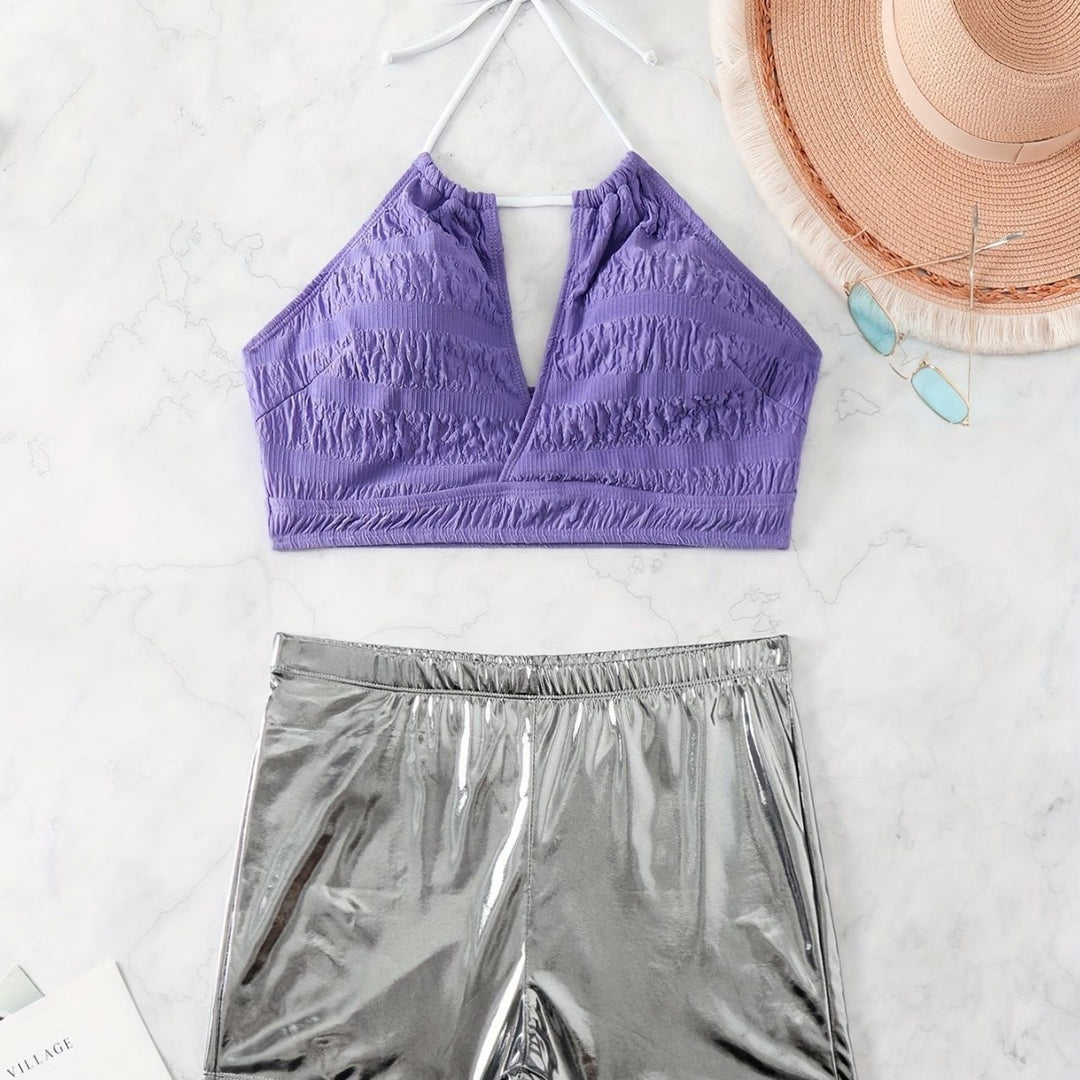 Damen Bikini-Set mit floralem Oberteil und hochglänzenden Shorts Drune