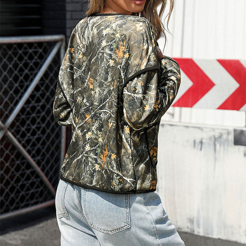 Damen Leicht gesteppte Camouflage-Jacke mit Rundhals, Kontrastpaspeln und aufgesetzten Taschen Drune