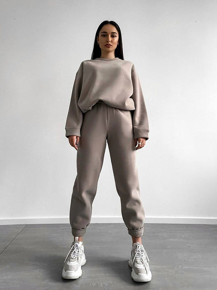 Damen bequemer und trendiger Sweatanzug Drune