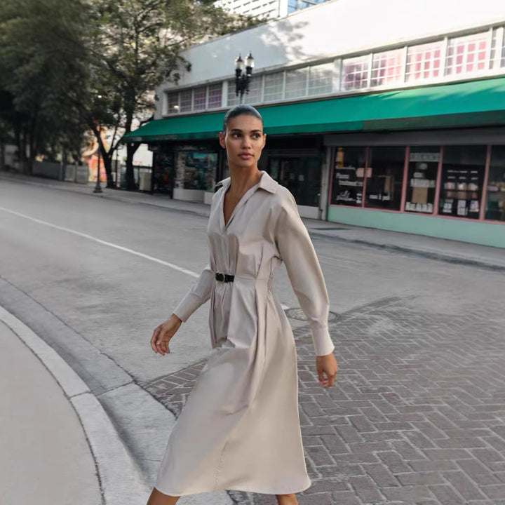Damen Hemdblusenkleid mit Plissée‑Rock und schmalem Taillengürtel Drune