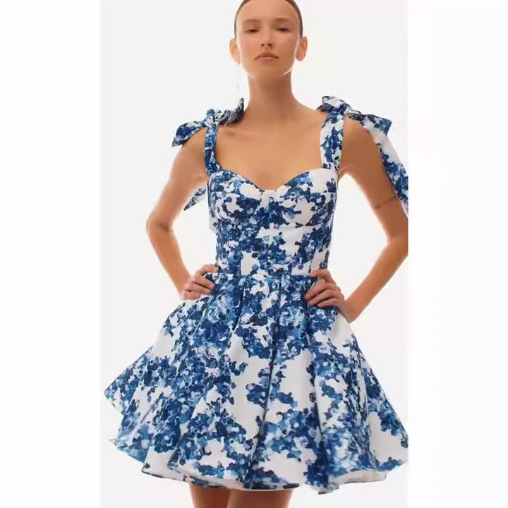Damen Mini-Kleid mit floralem Muster und Spitzenärmeln Drune