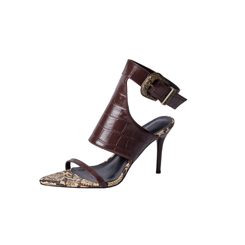 Damen Sandalette mit hohem Stiletto, breitem Kroko-Knöchelriemen und spitzer Schlangenoptik-Zehenkappe Drune