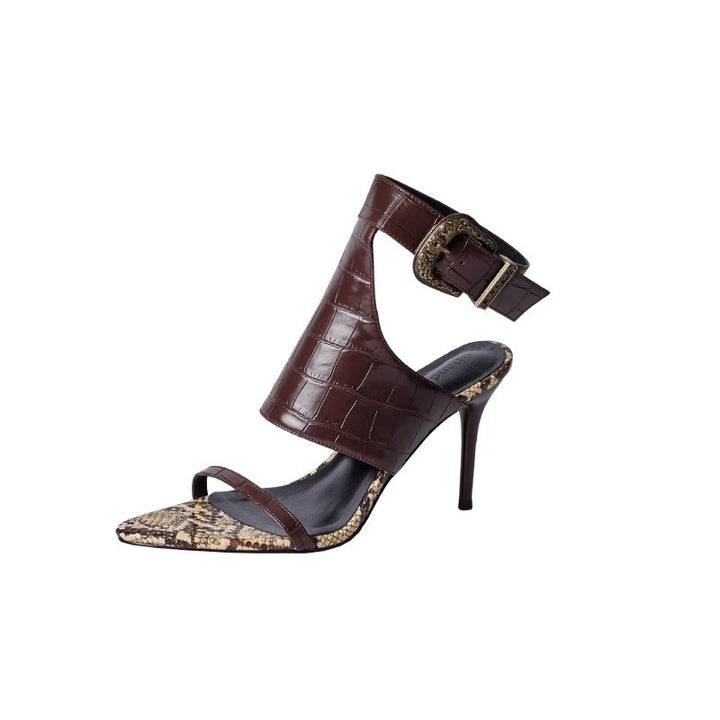 Damen Sandalette mit hohem Stiletto, breitem Kroko-Knöchelriemen und spitzer Schlangenoptik-Zehenkappe Drune