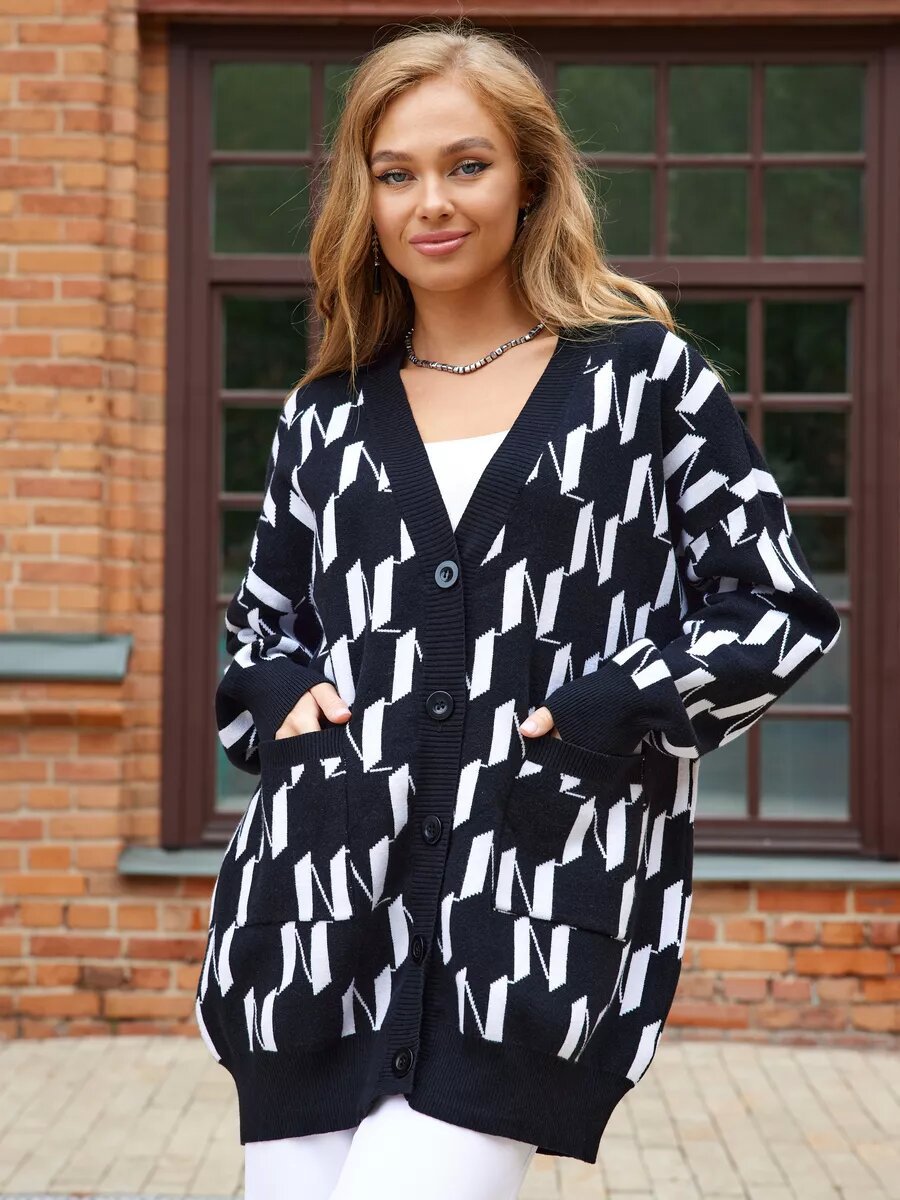 Damen Oversized Strickcardigan mit V‑Ausschnitt, Knopfleiste und Eingrifftaschen Drune