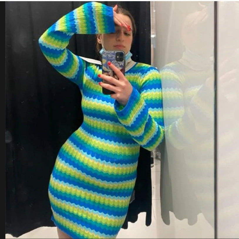 Damen Strickkleid mit Wellenmuster und langen Ärmeln Drune