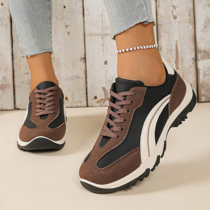 Damen sportliche Keil-Sneaker mit Velours-Overlays, profiliertem Trailsohle und gepolstertem Memory-Fußbett Drune