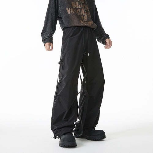 Damen Weite Tech-Cargo-Hose mit Tunnelzugbund, Beinriemen und wasserabweisender Nylon‑Optik Drune
