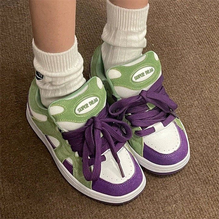 Damen Sneakers mit gepolstertem Einstieg und rutschfester Sohle Drune