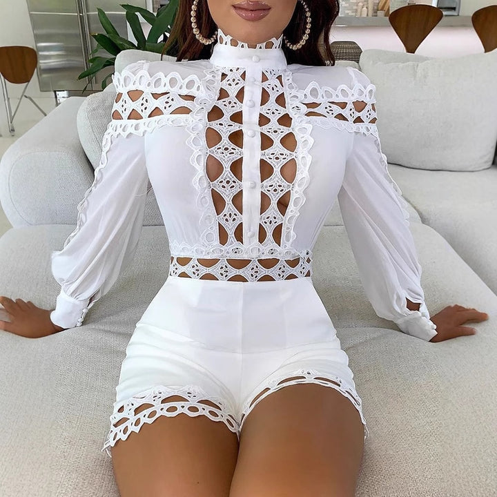 Damen Oberteil mit Cut-Outs und bezauberndem Spitzenborte Drune