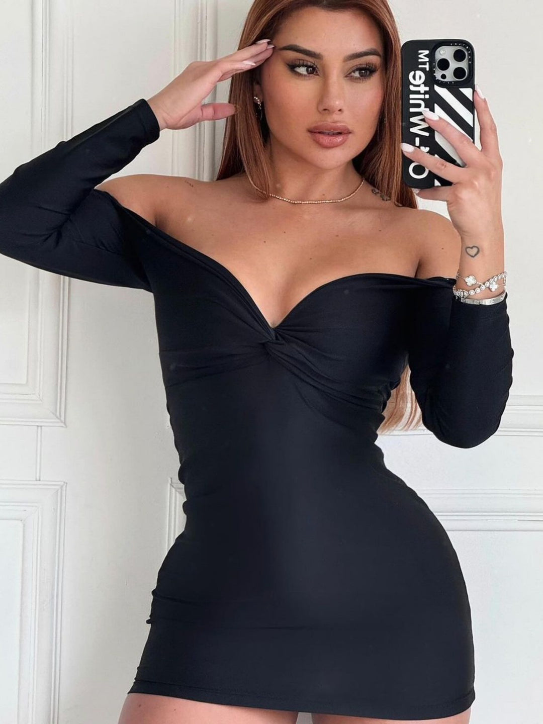 Damen Figurbetontes Kleid mit Off-Shoulder Design und Wickeloptik Drune