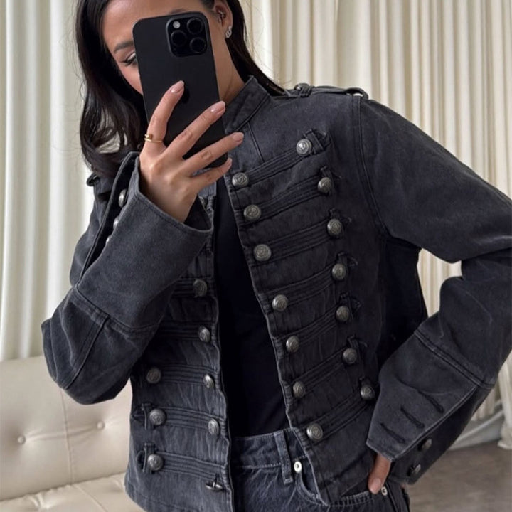 Damen Kurz-Jeansjacke mit Paradeborte und Zierknopfleiste Drune