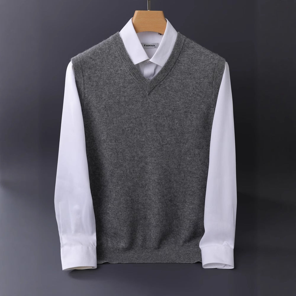 Herren Feine V‑Ausschnitt Strickweste aus Merino‑Blend mit geripptem Saum Drune