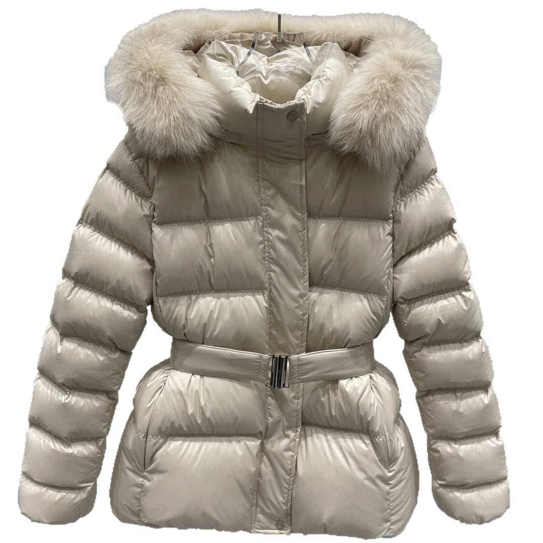 Damen Taillierte Stepp-Pufferjacke mit Gürtel, hohem Kragen und abnehmbarem Fellbesatz Drune