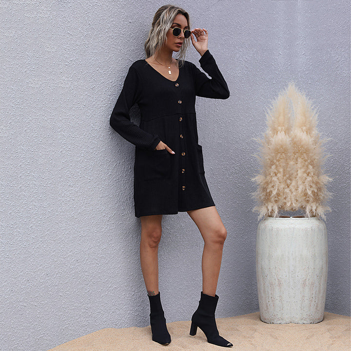 Damen Strick-Kurzkleid mit V‑Ausschnitt, Knopfleiste und Eingrifftaschen Drune