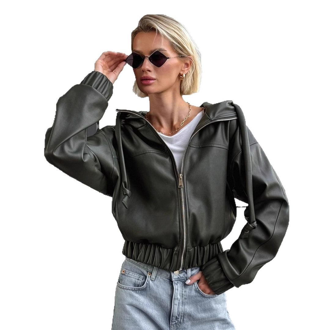 Damen cropped Kunstlederjacke mit kontrastierenden Details und elastischem Bund Drune