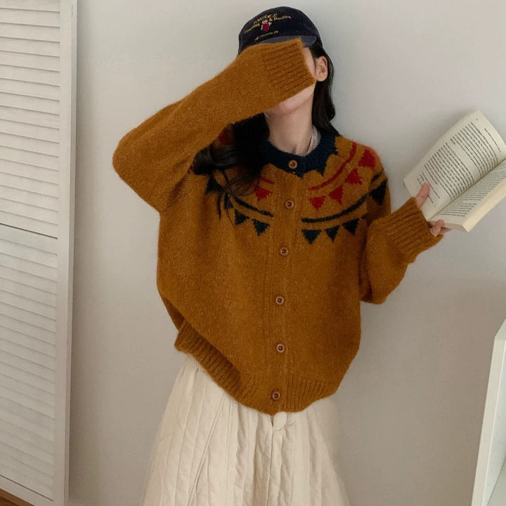 Damen Grobstrickcardigan mit aufwendigem Farbmuster und komfortablem Knopfverschluss Drune