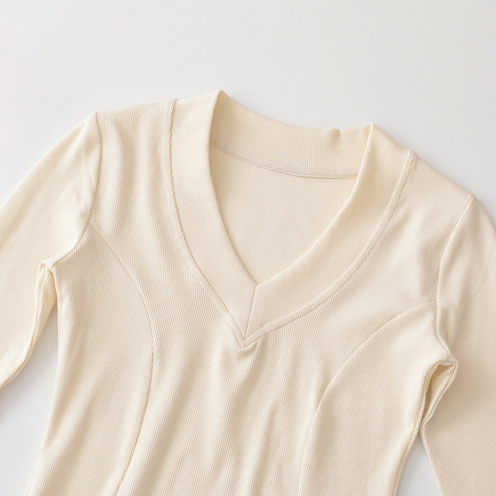 Damen Geripptes Langarmshirt mit V-Ausschnitt und taillierter Schnittführung Drune