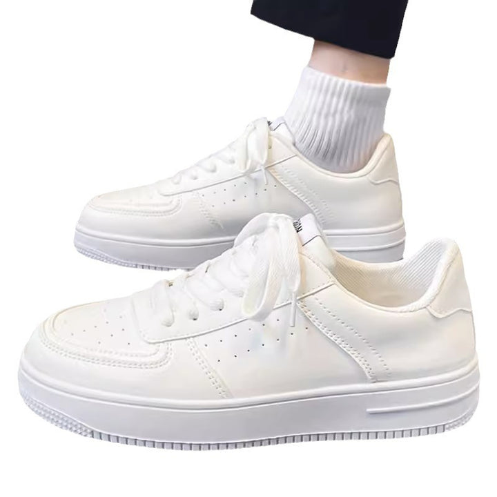 Damen Minimalistische Low-Top Plateau-Sneaker aus veganem Glattleder mit perforierten Details und gepolstertem Komfortfußbett Drune