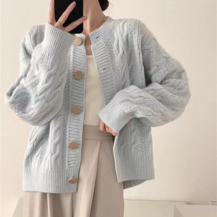 Damen Strickjacke mit Zopfmuster und großen Knöpfen Drune