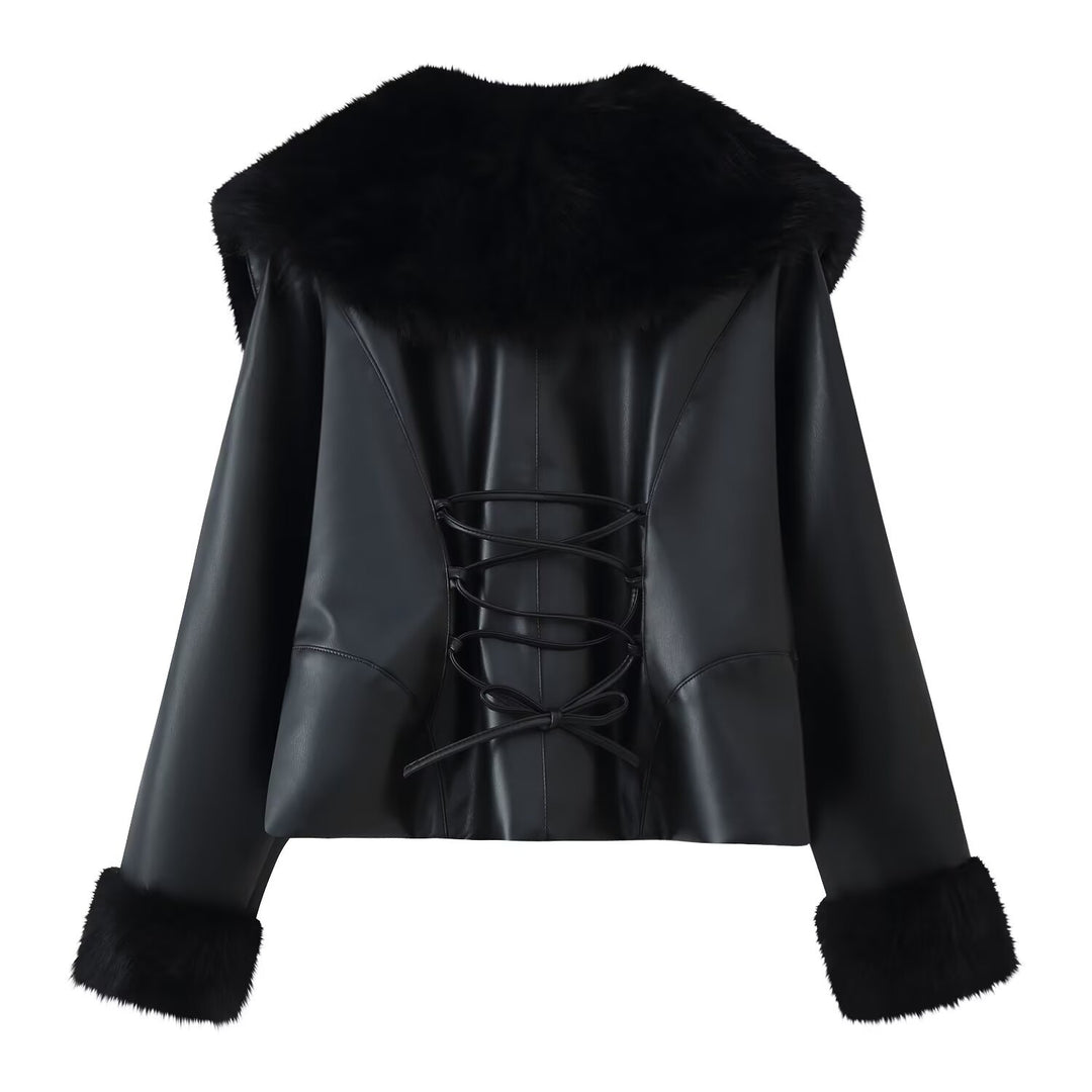 Damen 20+ kurze Kunstlederjacke mit großem Kunstfellkragen und Fellmanschetten Drune