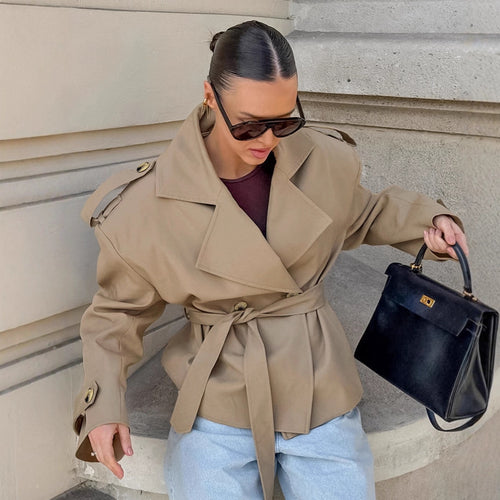 Damen Oversized Trenchcoat mit breitem Kragen und dekorativen Knopfdetails Drune