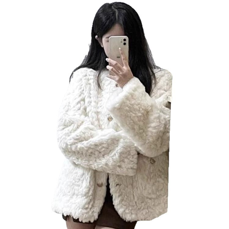Damen modische Strickjacke mit weichem Plüsch und dekorativen Knöpfen Drune