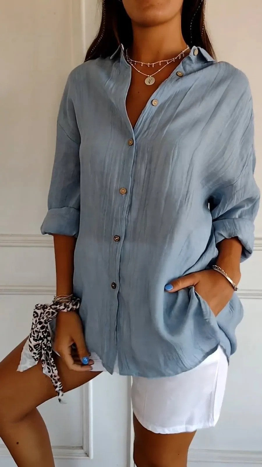 Damen lässige Hemdbluse mit strukturiertem Material und praktischen Taschen Drune