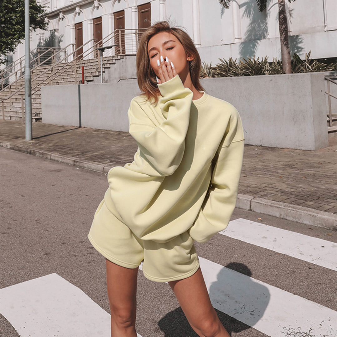Damen bequemer Sport-Loungewear-Anzug aus weichem Frottee mit lässigem Schnitt