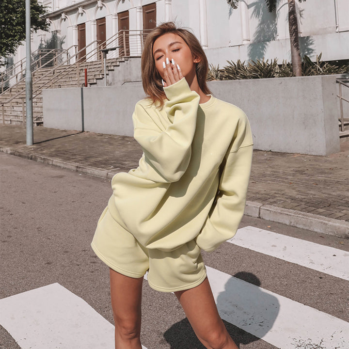 Damen bequemer Sport-Loungewear-Anzug aus weichem Frottee mit lässigem Schnitt