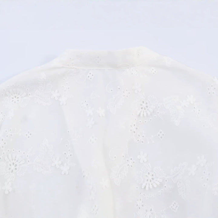 Damen Bestickte Cropped-Bluse mit Stehkragen, Lochstickerei und tailliertem Bund Drune