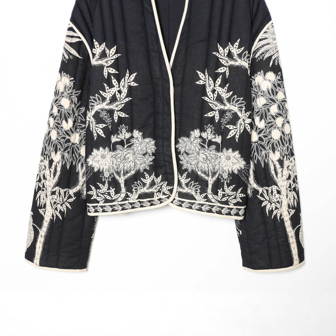 Damen nan kimonoartige gesteppte Jacke mit floraler Stickerei und kontrastpaspel Drune
