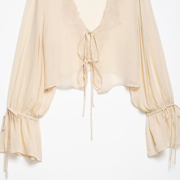 Damen Transparente Chiffon-Bolerobluse mit tiefem V-Ausschnitt, Spitzendetail und Bindebändern Drune
