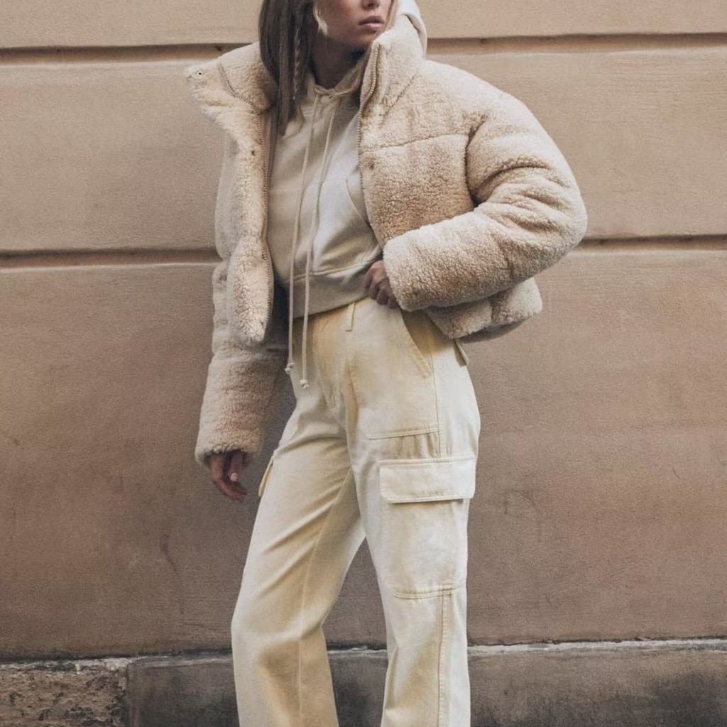 Damen kuschelige cropped Teddyjacke mit hohem Kragen und seitlichen Taschen Drune
