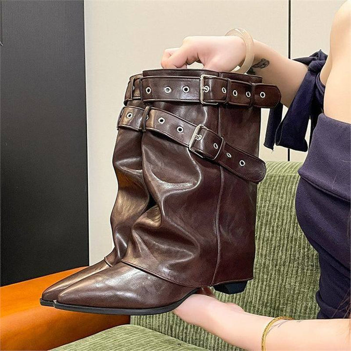 Damen Wadenhohe Wildleder-Slouch-Stiefel mit spitzer Zehenpartie und Zierschnallen Drune
