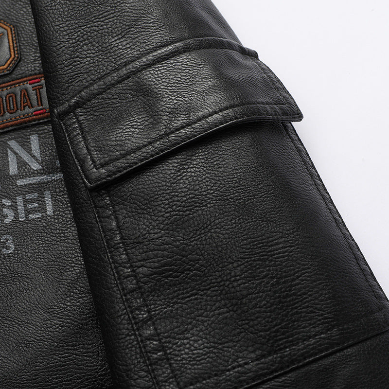 Herren Pilotenblouson im Vintage-Lederlook mit Patch‑Applikationen, Pattentaschen und Ärmel‑Utilityfach Drune