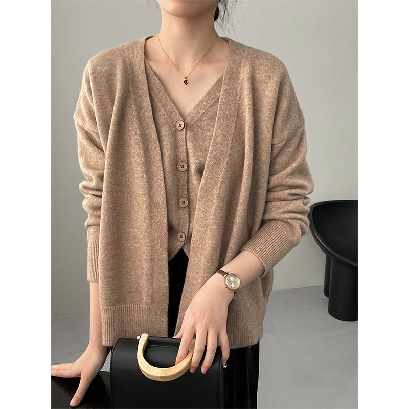 Damen Modische Strickjacke mit V-Ausschnitt und Knopfverschluss Drune