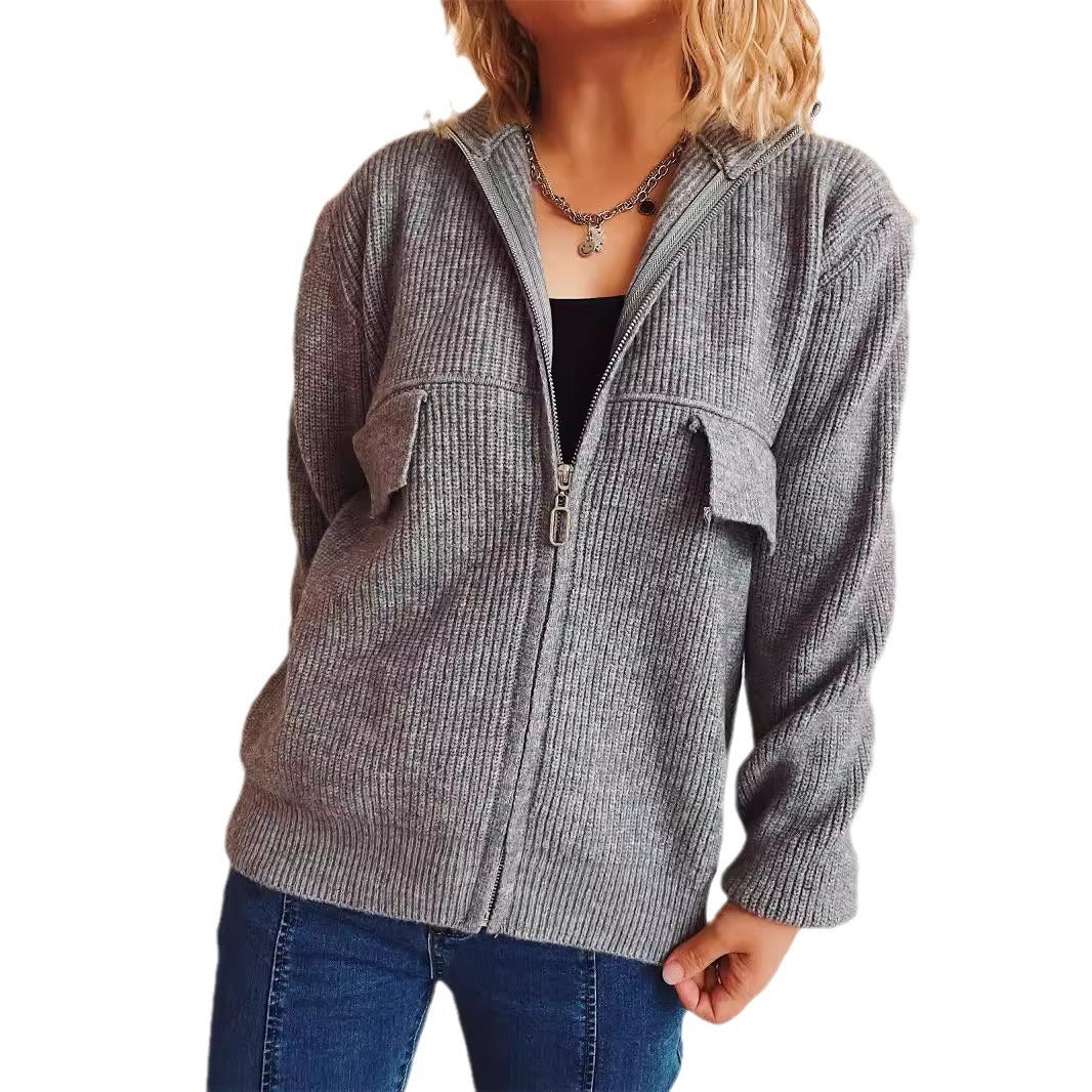Damen modische Strickjacke mit hohem Kragen und praktischen Taschen Drune