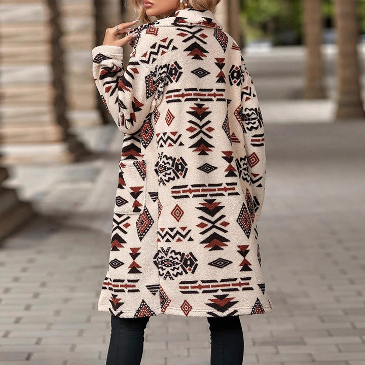 Damen Teddy-Mantel mit Aztekenmuster, Knopfleiste und aufgesetzten Taschen Drune