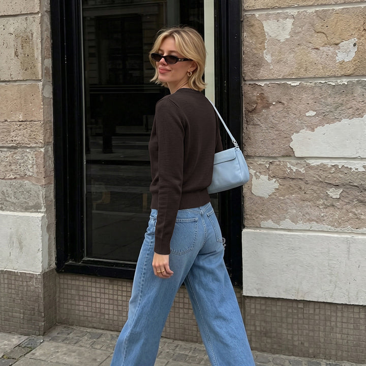 Damen Kurzgeschnittener Feinstrick-Cardigan mit Zierpatten und goldfarbenen Knöpfen Drune