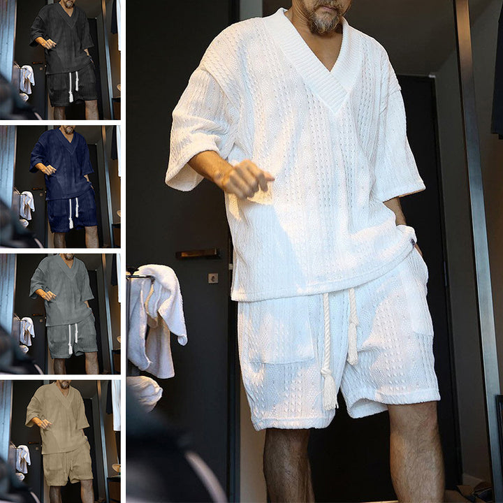 Herren lässiges Strandoutfit mit atmungsaktivem Oberteil und praktischen Shorts Drune