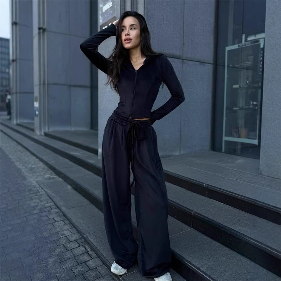 Damen Lounge-Set mit taillierter Kapuzenjacke und extraweiter Palazzo-Jogginghose Drune