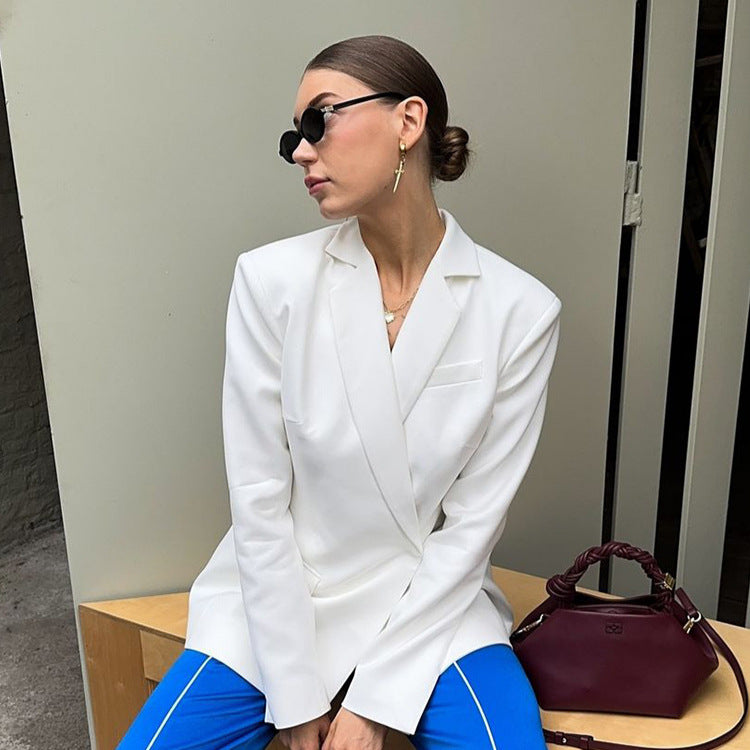 Damen Skulpturaler taillierter Blazer mit asymmetrischem Vorderteil und betonter Schulter Drune