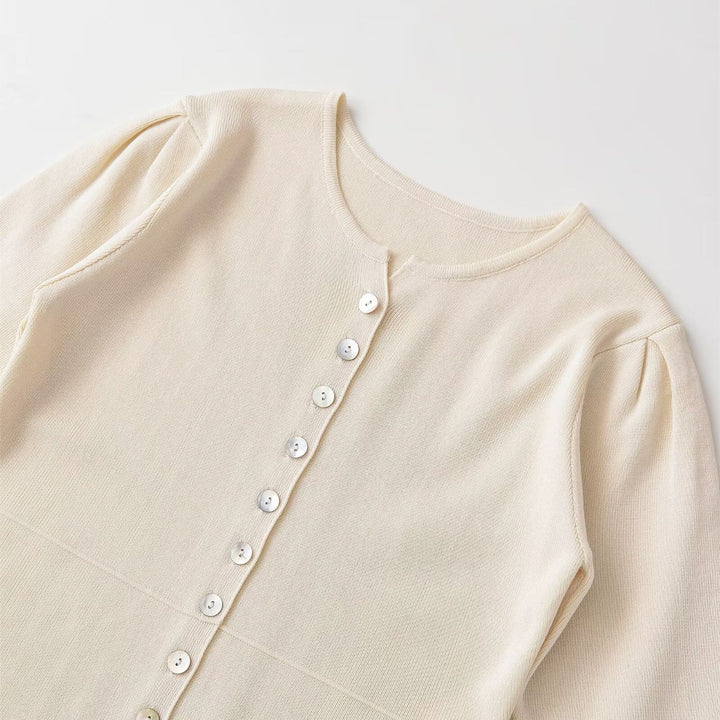 Damen kurzärmlige Strickjacke mit Knöpfen und raffinierter Raffung Drune