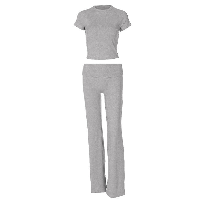 Damen Sportliches Set mit cropped Oberteil und ausgestellten Hosen Drune