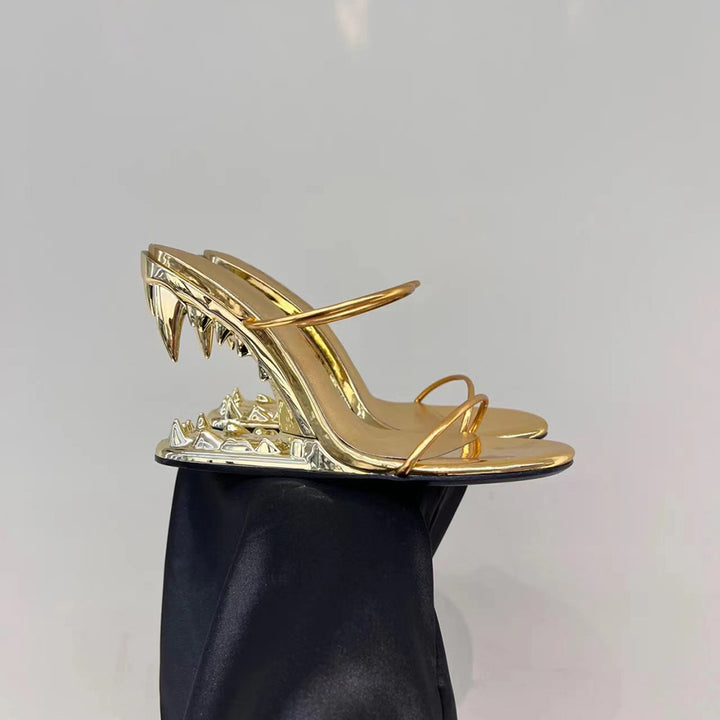 Damen Strappy High-Heeled Sandalen mit einzigartigem Haifischzahn-Design Drune