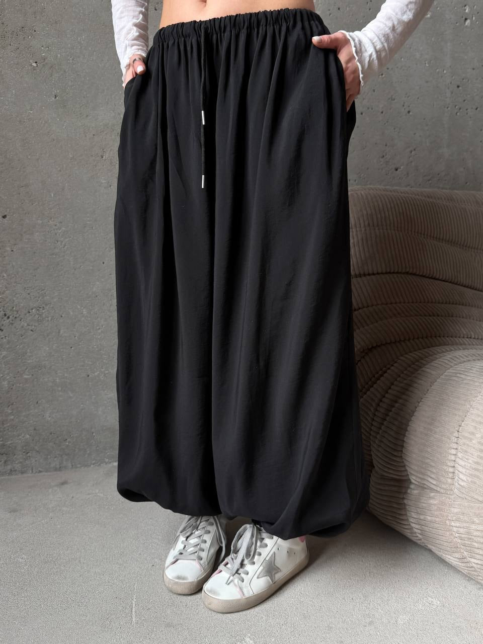 Damen weite Harem-Ballonhose mit hohem Elastikbund, Tunnelzug und lässiger Weite Drune