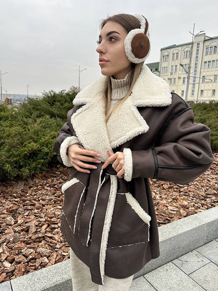 Damen Oversize-Lammfellimitat-Mantel mit kontrastierendem Schalkragen und Bindegürtel Drune